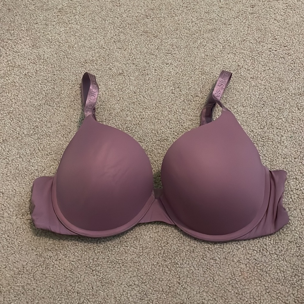 purple Victoria’s Secret bra